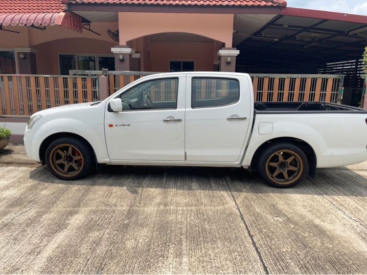 Isuzu D-MAX 2017 1.9 B Pickup ดีเซล ไม่ติดแก๊ส เกียร์ธรรมดา ขาว รูปที่ 4