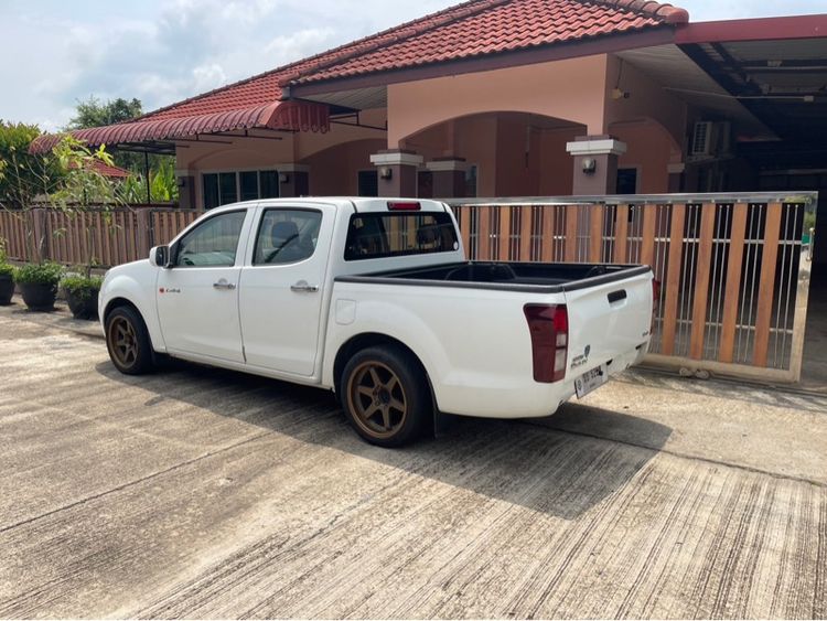 Isuzu D-MAX 2017 1.9 B Pickup ดีเซล ไม่ติดแก๊ส เกียร์ธรรมดา ขาว รูปที่ 3