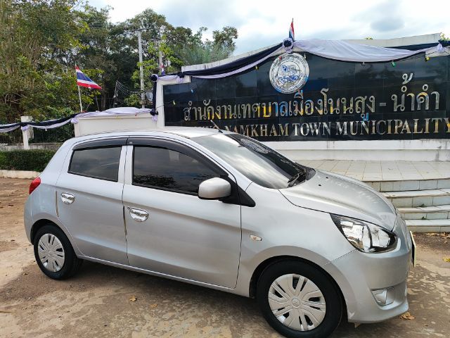 Mitsubishi Mirage 2014 1.2 GLS Sedan เบนซิน ไม่ติดแก๊ส เกียร์อัตโนมัติ เทา รูปที่ 4