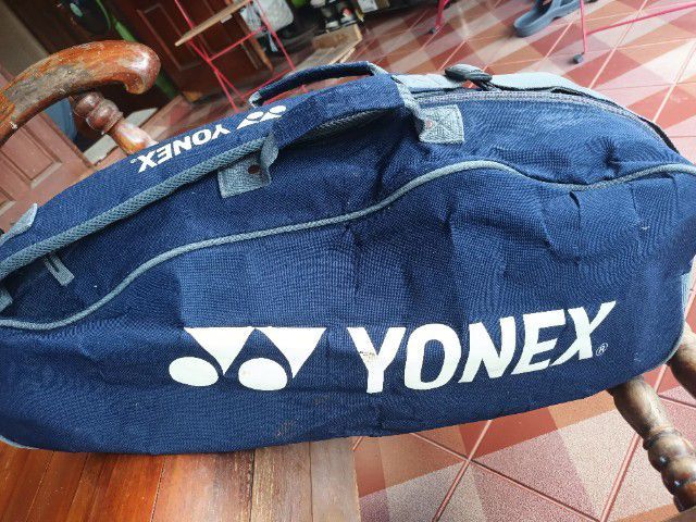กระเป๋าใส่ไม้เทนนิสมือสองYONEXขนาด2ช่องใหญ่4ช่องเล็ก รูปที่ 2