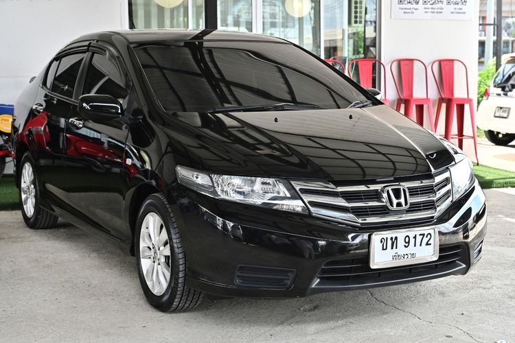Honda City 2013 1.5 V i-VTEC Sedan เบนซิน ไม่ติดแก๊ส เกียร์อัตโนมัติ ดำ รูปที่ 3