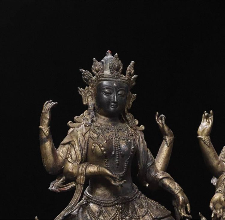 ✨พระโพธิสัตว์อุษณีษวิชัย (Namgyalma) ศิลปะทิเบต  รูปที่ 4