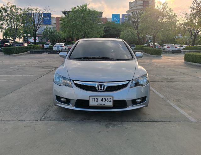 Honda Civic 2010 1.8 E i-VTEC Sedan เบนซิน ไม่ติดแก๊ส เกียร์อัตโนมัติ เทา รูปที่ 3