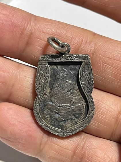 เหรียญเนื้อเงิน ลพ เดิม