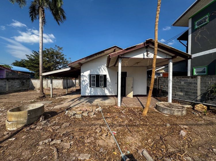 บ้านและที่ดิน รูปที่ 4