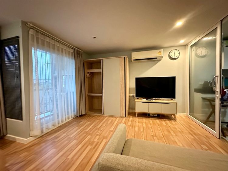 ตกแต่งครบ อื่นๆ We Condo เลียบด่วน ห้องมุม ไม่ติดใคร รูปที่ 2
