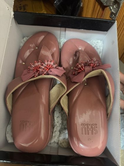 รองเท้า shu แท้ 