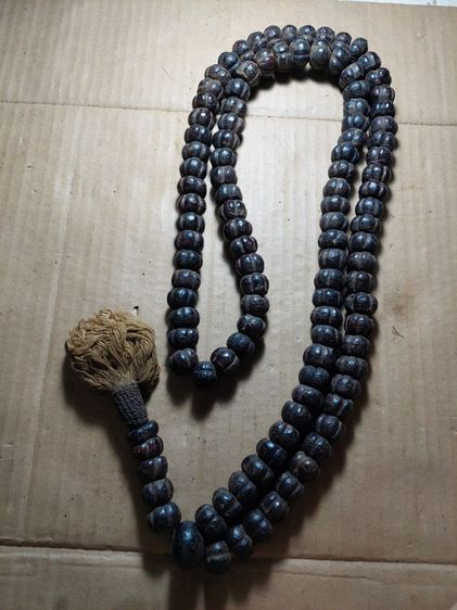 เครื่องรางประคำเม็ดมะยมเนื้อผงว่านยาหลวงปู่บุญวัดกลางบางแก้วมีฝังตะกรุดทุกเม็ด