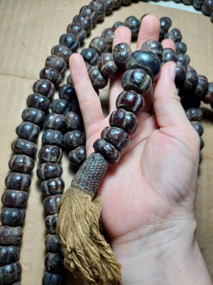 เครื่องรางประคำเม็ดมะยมเนื้อผงว่านยาหลวงปู่บุญวัดกลางบางแก้วมีฝังตะกรุดทุกเม็ด รูปที่ 5