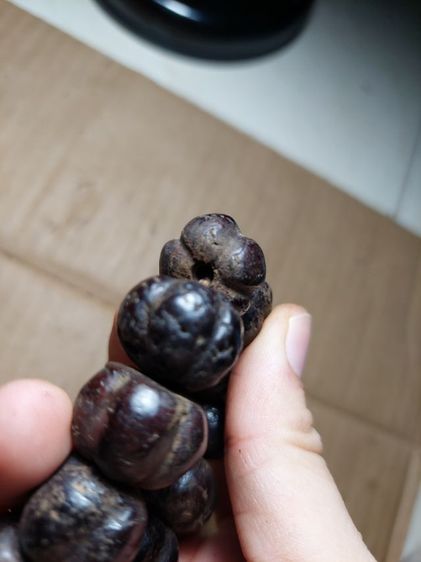 เครื่องรางประคำเม็ดมะยมเนื้อผงว่านยาหลวงปู่บุญวัดกลางบางแก้วมีฝังตะกรุดทุกเม็ด รูปที่ 7