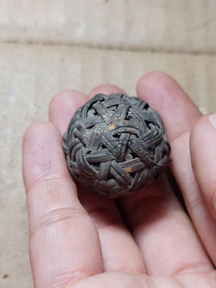 เครื่องรางตะกร้อหลวงปู่สุดวัดกาหลงเก่า รูปที่ 5