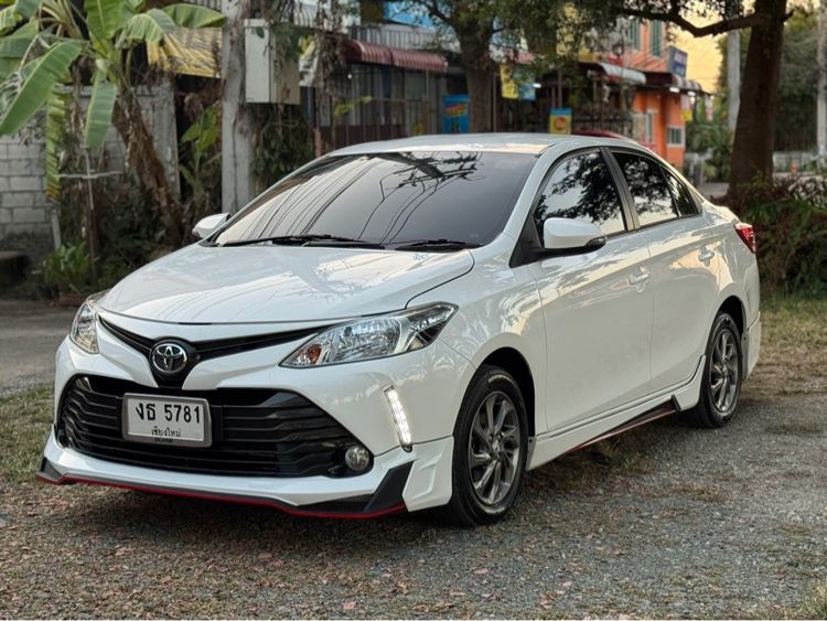 Toyota Vios 2017 1.5 E Sedan เบนซิน ไม่ติดแก๊ส เกียร์อัตโนมัติ ขาว รูปที่ 3