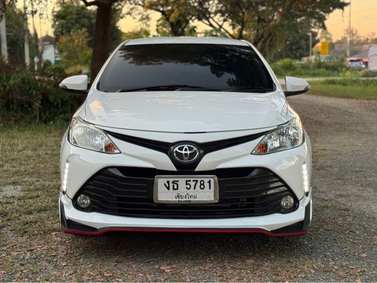 Toyota Vios 2017 1.5 E Sedan เบนซิน ไม่ติดแก๊ส เกียร์อัตโนมัติ ขาว รูปที่ 2