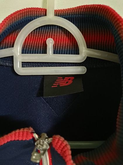 เสื้อวอร์ม New Balance รูปที่ 4