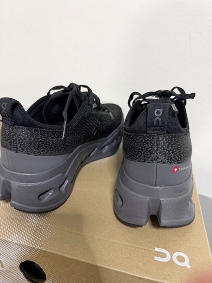 on Cloudsurfer Max 8us มือ1  รูปที่ 4