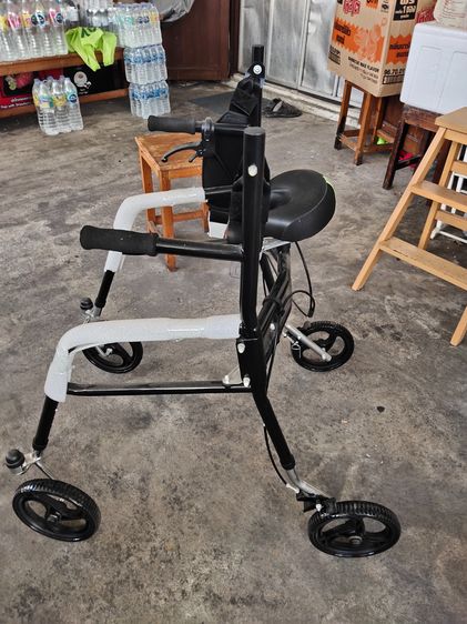 ที่พยุงเดิน SEGO รุ่นป้องกันการล้ม 100 เปอร์เซ็นต์ สำหรับ ผู้สูงอายุ รูปที่ 6