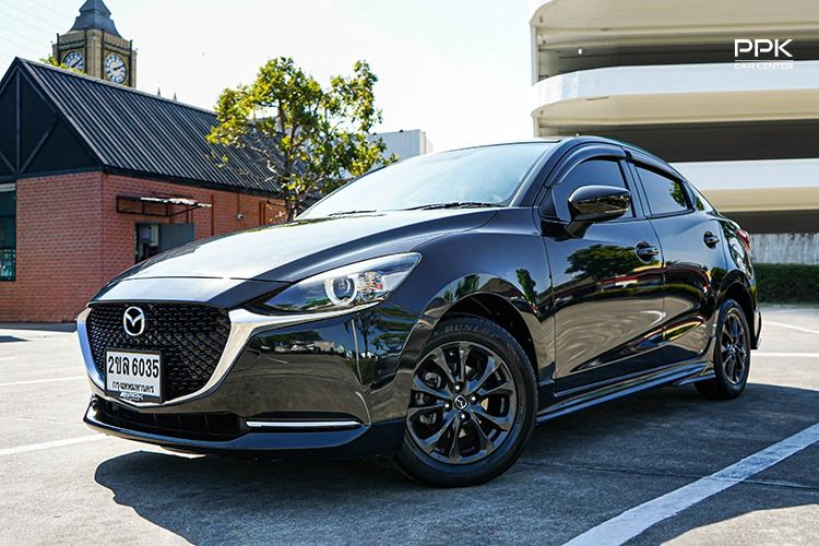 รถ Mazda Mazda 2 1.3 สี ดำ