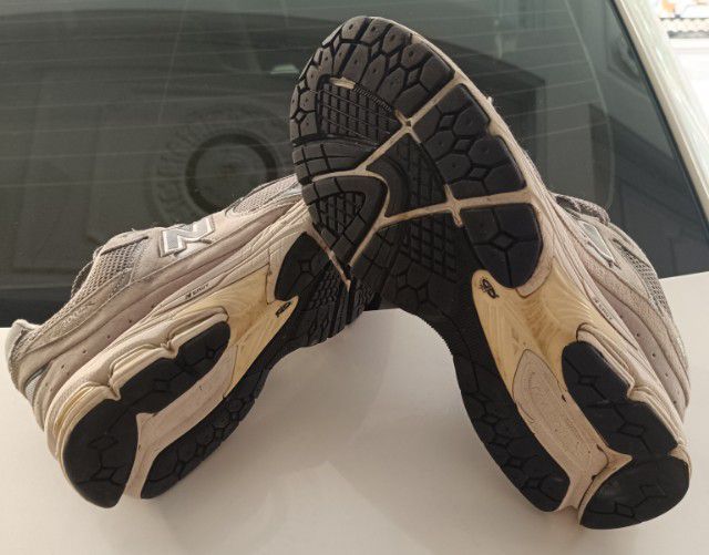 ขาย New Balance 2002RC size 42.5-270cm ของแท้  สภาพดี นุ่มสบาย รูปที่ 8