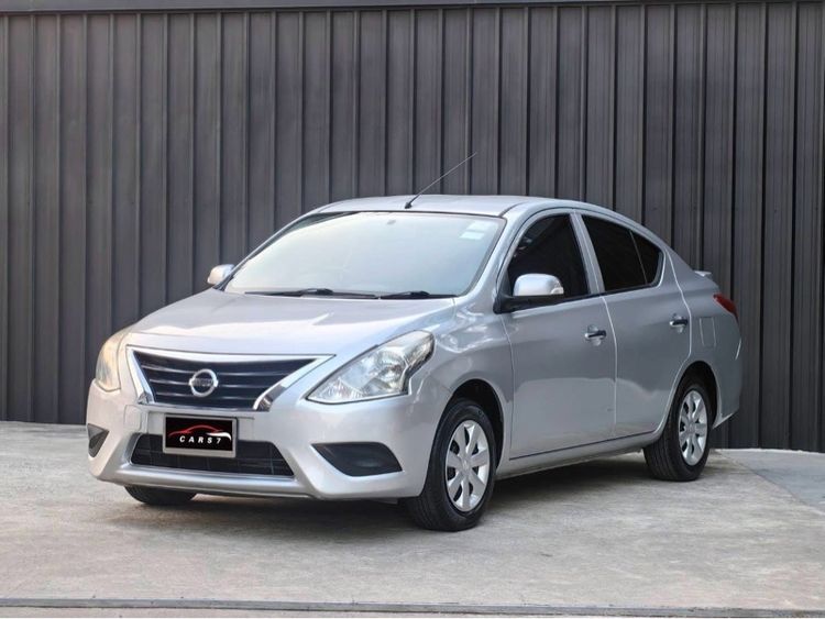 รถ Nissan Almera 1.2 E สี บรอนซ์เงิน