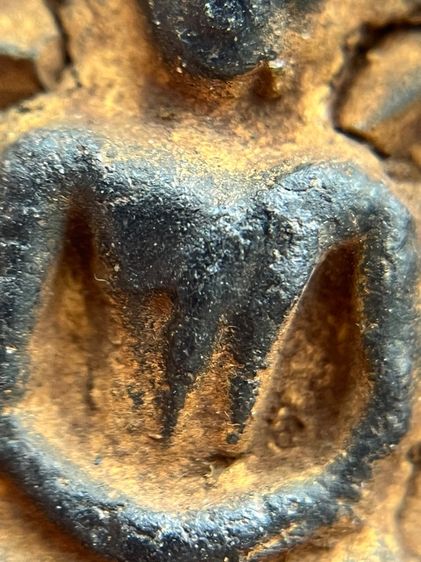 (ขายแล้ว)พระสมเด็จวัดระฆังพิมพ์ใหญ่มีหน้ามีตาหลังพระสมเด็จพิมพ์แหวกม่านเนื้อผงใบลานมีเม็ดพระธาตุ รูปที่ 14