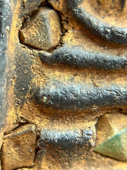 (ขายแล้ว)พระสมเด็จวัดระฆังพิมพ์ใหญ่มีหน้ามีตาหลังพระสมเด็จพิมพ์แหวกม่านเนื้อผงใบลานมีเม็ดพระธาตุ รูปที่ 9