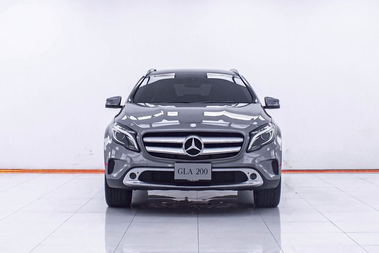 Mercedes-Benz GLA-Class 2015 GLA200 Utility-car เบนซิน ไม่ติดแก๊ส เกียร์อัตโนมัติ เทา รูปที่ 4