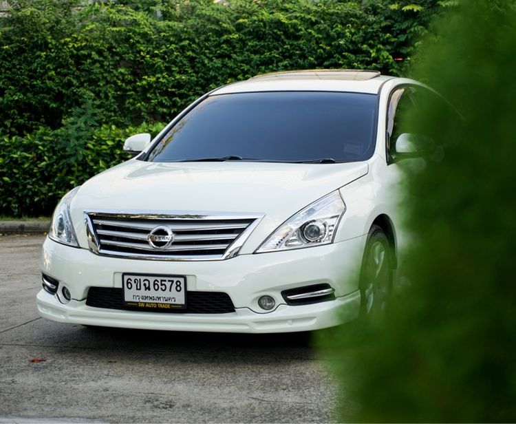 รถ Nissan Teana 2.5 250 XV Sports Series Navi สี ขาว