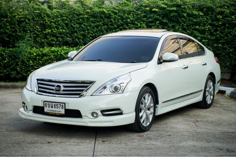Nissan Teana 2012 2.5 250 XV Sports Series Navi Sedan เบนซิน เกียร์อัตโนมัติ ขาว รูปที่ 2