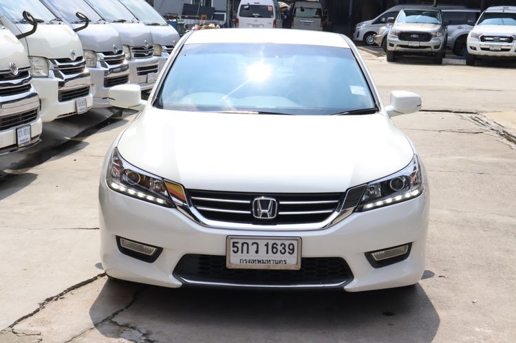 Honda Accord 2013 2.0 E i-VTEC Sedan เบนซิน ไม่ติดแก๊ส เกียร์อัตโนมัติ ขาว รูปที่ 2