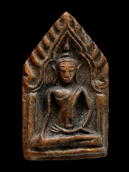 พระขุนแผมหลวงปู่ทิมเนื้อดิน
