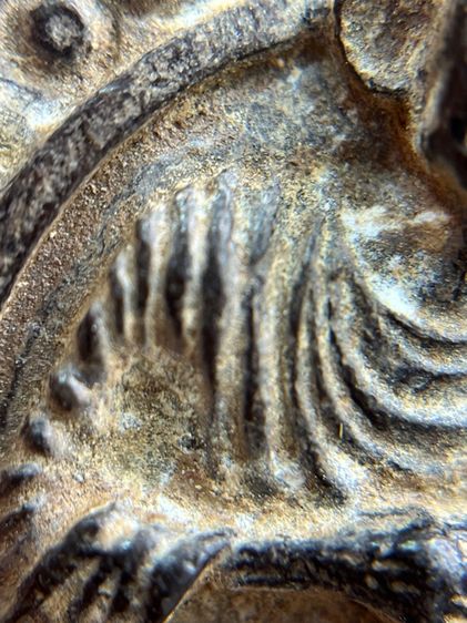 พระสมเด็จพิมพ์โต หลังพระสมเด็จ เนื้อตะกั่วถ้ำชา รูปที่ 16