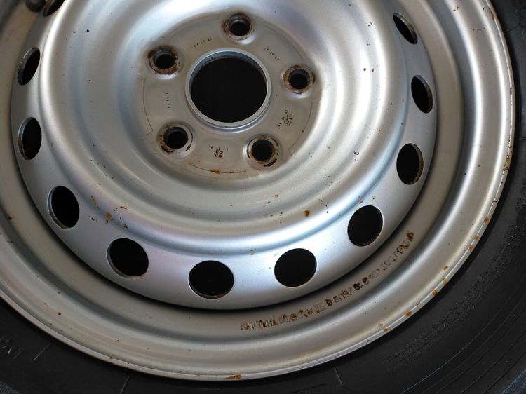 ล้อกระทะโตโยต้า ขอบ15 พร้อมยางกู๊ดเยียร์ 215 70 15 ปี23 ใส่รีโว่ วีโก้ ตัวเตี้ย ยางสวย 1ล้อ900 รูปที่ 3