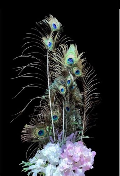 แจกันคริสตัลพร้อมดอกไม้และขนนกยุง รูปที่ 4