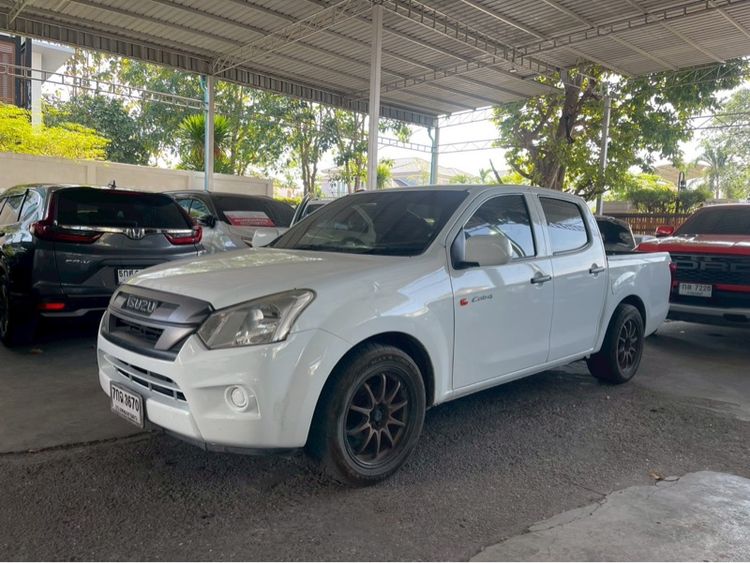 รถ Isuzu D-MAX 1.9 S สี ขาว