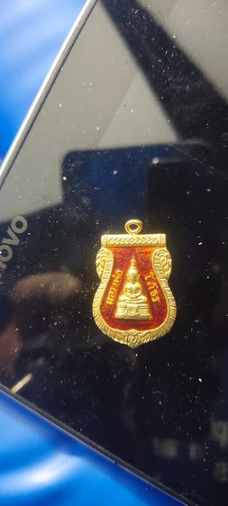 หลวงพ่อโสธร 2509(เนื้อทองคำ) ยาใส เห็นรอยขุด 