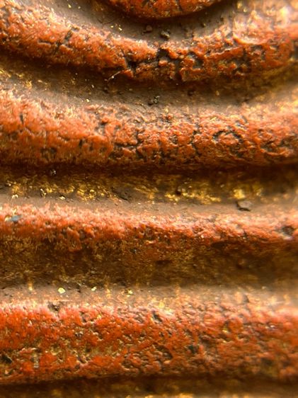 พระสมเด็จวัดระฆังพิมพ์มีหน้ามีตาหลังพิมพ์แหวกม่าน เนื้อสีแดง รูปที่ 8