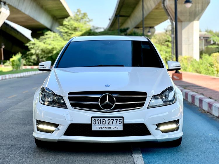 Mercedes-Benz C-Class 2014 C200 Sedan เบนซิน ไม่ติดแก๊ส เกียร์อัตโนมัติ ขาว รูปที่ 2