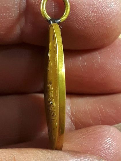 เหรียญหลวงพ่อพร วัดหนองแขม กรุงเทพฯ รุ่นแรก ปี2468 เนื้อทองฝาบาตรหูเชื่อมขอบกระบอกสภาพยังสวย รูปที่ 3