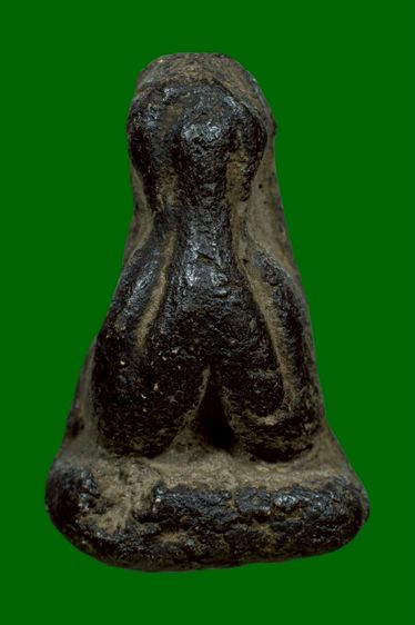 พระปิดตาหลวงปู่ยิ้ม วัดหนองบัว