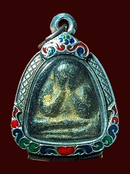 พระปิดตาเก่าเลี่ยมกรอบเก่า รูปที่ 3