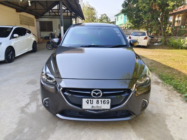รถ Mazda Mazda 2 1.3 High Connect สี น้ำตาล