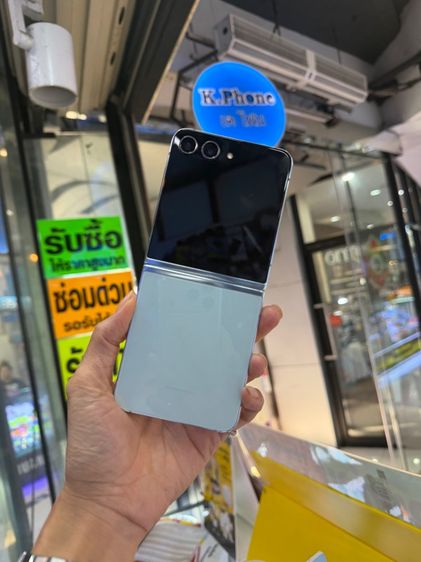 Galaxy Z Flip 5 512 GB samsung z flip5 512GB สภาพดี มีประกันหลังการขาย