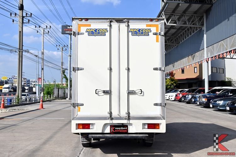 Toyota Hilux Revo 2023 2.4 Entry Pickup ดีเซล ไม่ติดแก๊ส เกียร์ธรรมดา ขาว รูปที่ 4