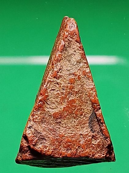 พระนางพญา กรุเก่าวัดนางพญา จ.พิษณุโลก พิมพ์เล็ก สวยเนื้อจัดเก่า สวยมาก รูปที่ 4