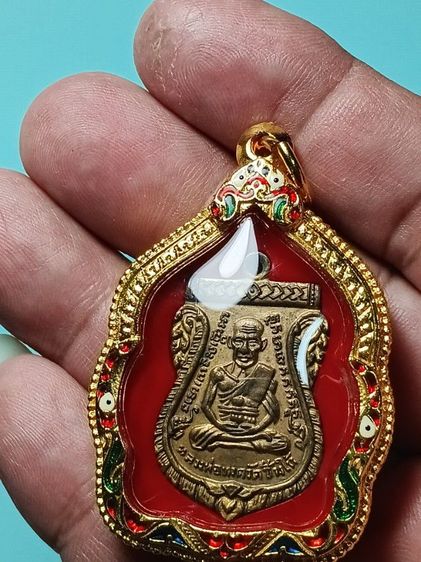 เหรียญเสมาหลวงปู่ทวด วัดช้างให้ รุ่นสาม ปี2504 วัดช้างให้ เนื้อทองเเดงกะหลั่ยทองแจกกรรมการ สภาพสวยเก่าเดิมจากวัด สุดยอดนิรันตราย น่าใช้มาก รูปที่ 7