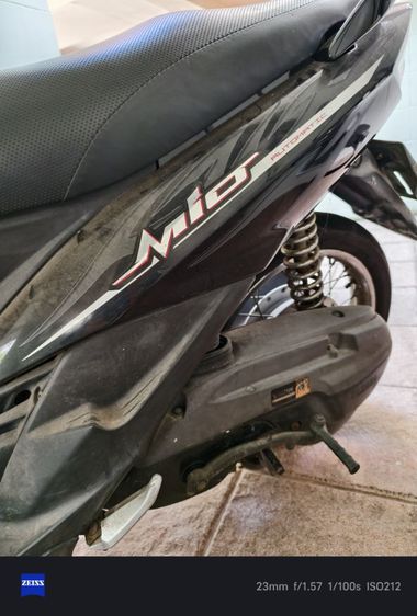 มอเตอร์ไซต์ ยามาฮ่า Mio115ซีซี ปี2006 ใช้ไม่มากไม่ถึงหมื่นกม. สภาพขีดข่วนนิดหน่อยตามการใช้งาน มาชมหรือรับได้หมู่บ้านเพลินใจ2อ.เมืองระยองครับ รูปที่ 7