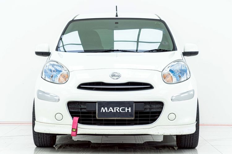 Nissan March 2012 1.2 E Sedan เบนซิน ไม่ติดแก๊ส เกียร์ธรรมดา ขาว รูปที่ 4