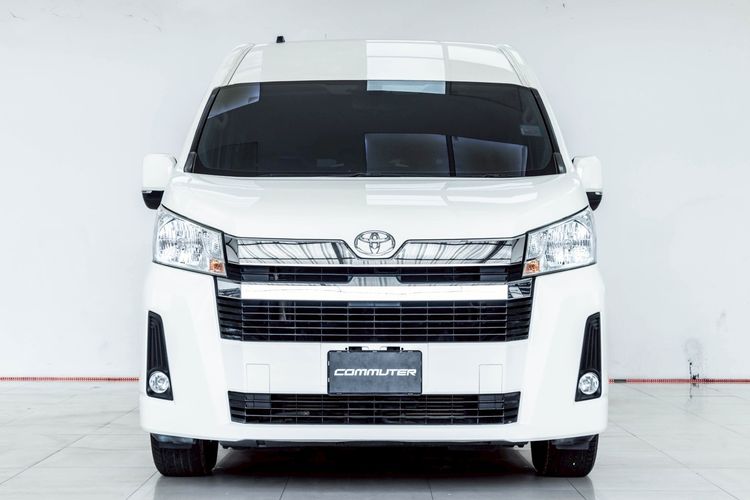 Toyota Commuter 2021 2.8 Van ดีเซล ไม่ติดแก๊ส เกียร์ธรรมดา ขาว รูปที่ 4