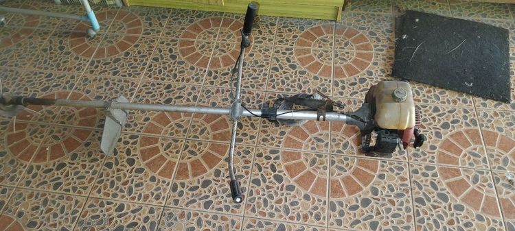 เครื่องตัดหญ้ามือสอง รูปที่ 6