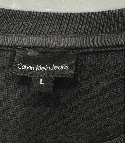 เสื้อแบรนด์ Calvin Klein รูปที่ 2
